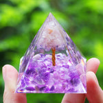 Orgonite Pyramide Quartz Rose et Améthyste "Harmonie Amoureuse" Image